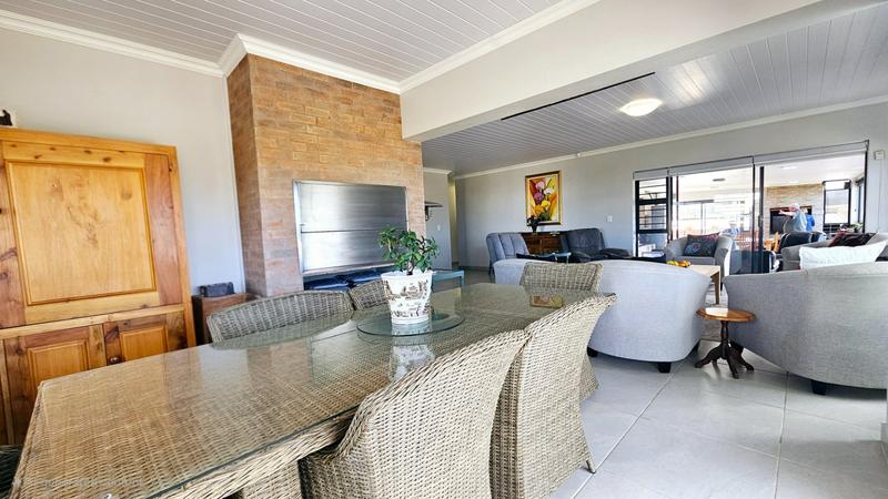 3 Bedroom Property for Sale in Dana Bay Western Cape